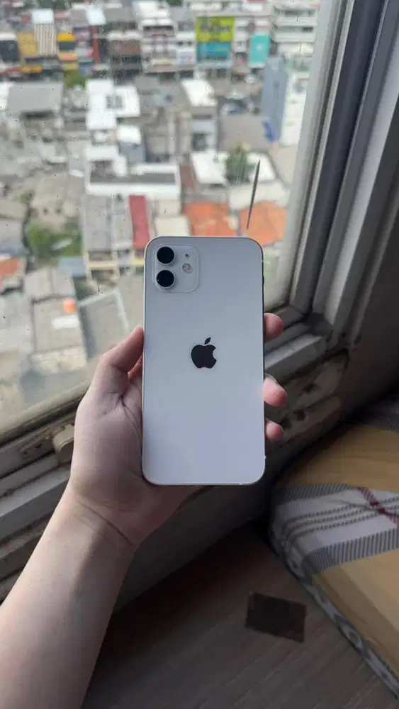 iphone 12 64 putih