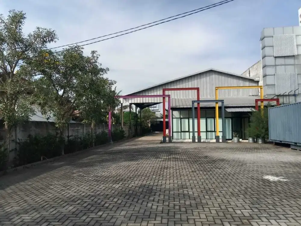 Dijual / Disewakan Gedung Raya Sidowungu Menganti Gresik