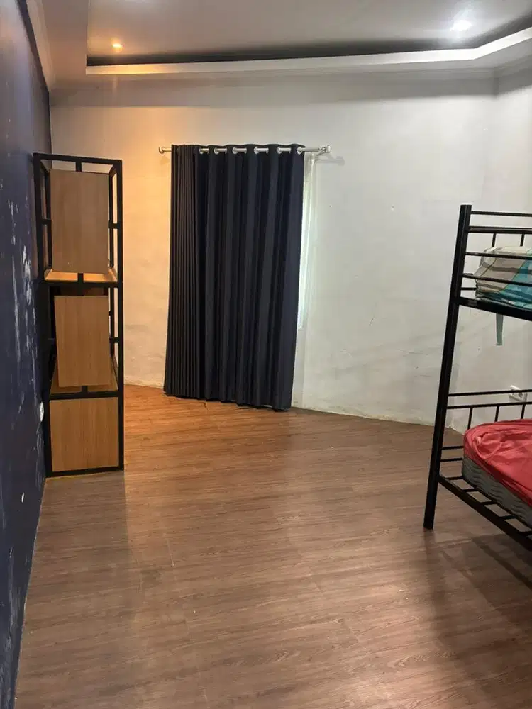 Disewakan Kost Semi Exclusive