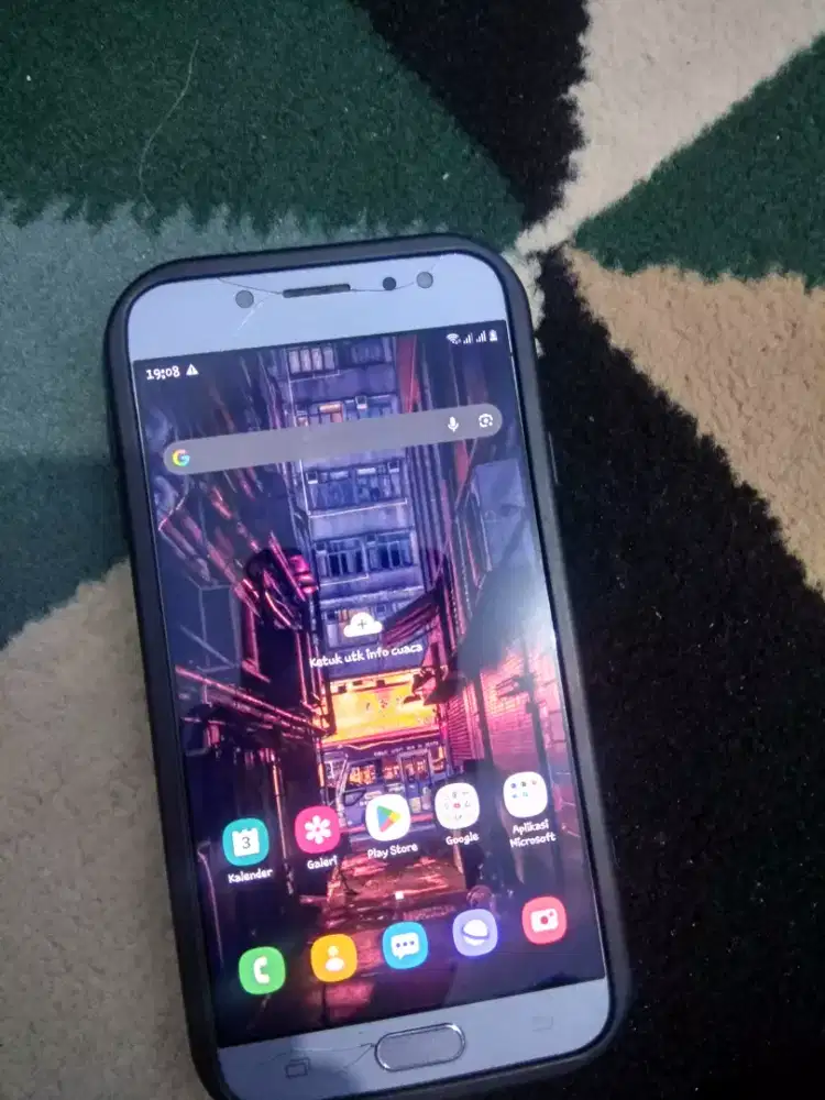 Samsung j7 pro 3