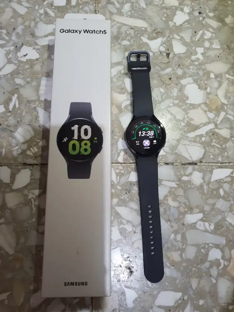 Samsung Galaxy Watch 5 Fullset Resmi Sein Like New
