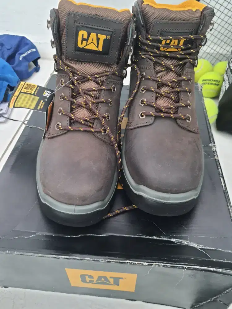 SEPATU SAFETY CATERPILAR