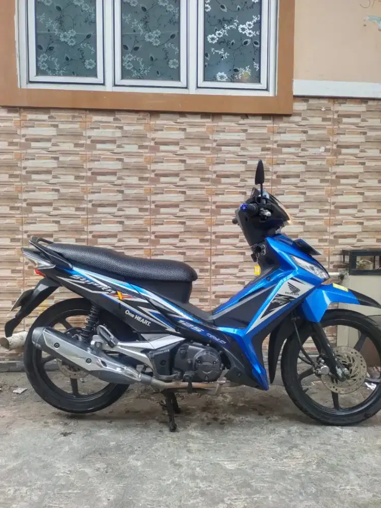 Mau jual motor bekas motor Supra X 125 injeksi, surat surat lengkap.