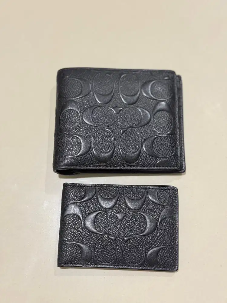 Dompet COA CC EMBOSSED LEATHER BLACK WALLET 100% ORIGINAL - 11X10CM