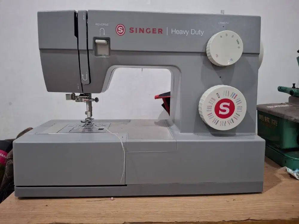 Mesin Jahit Singer Heavy Duty Series 4432 (1 bln pakai)