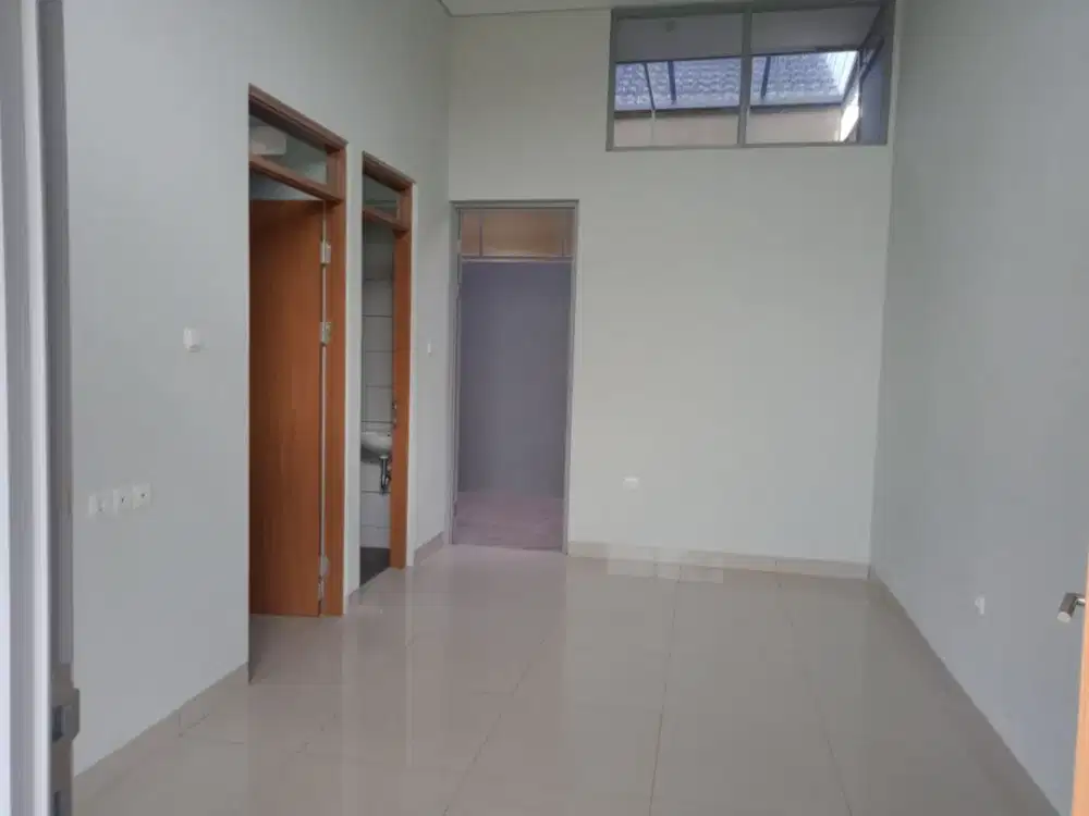 DIJUAL RUMAH  Istana  Regency Jatinangor LN