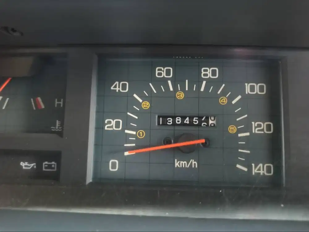 L300 BEKAS OPERASIONAL PERUSAHAAN