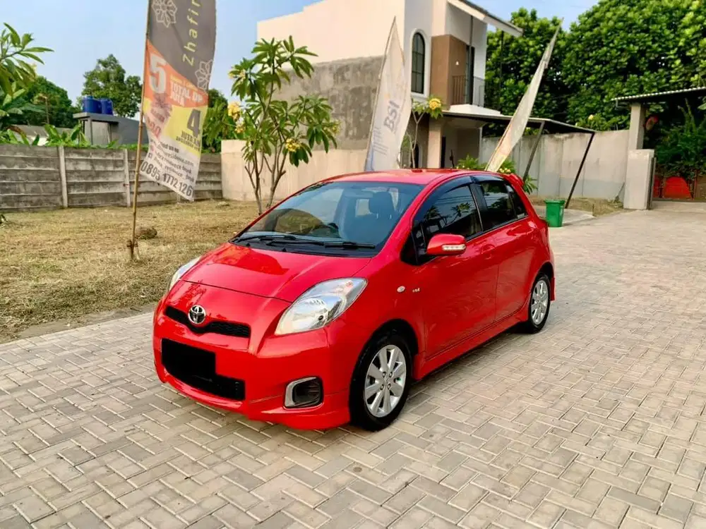 Toyota Yaris E At Merah Tahun 2012 Original Record Toyota Km Rendah