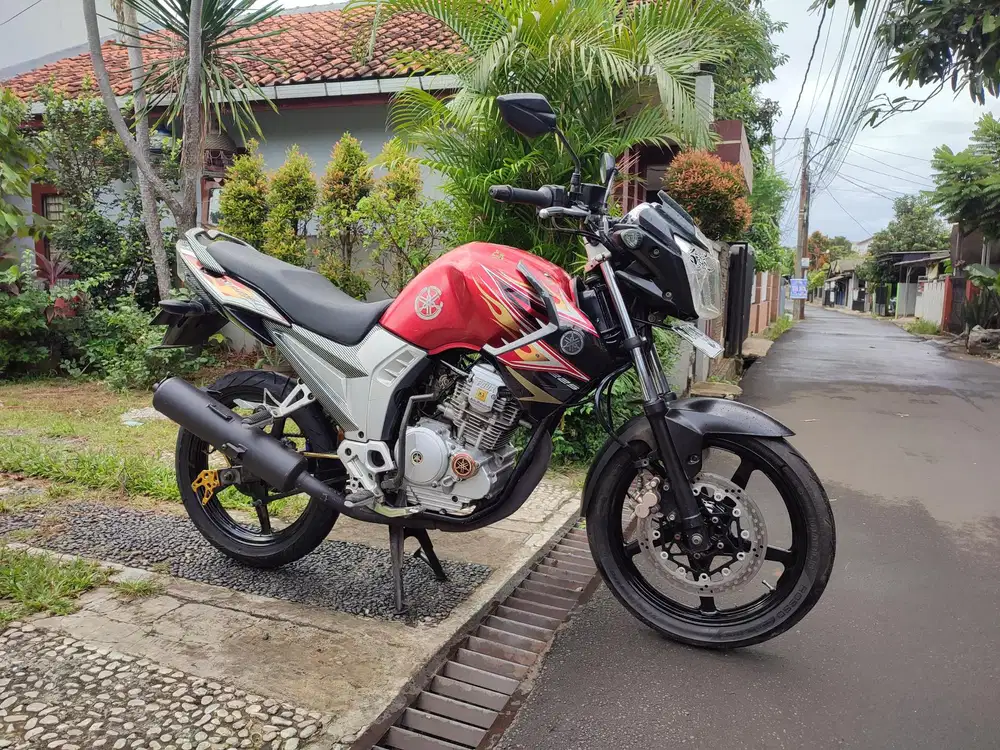 YAMAHA SCORPIO TAHUN 2011