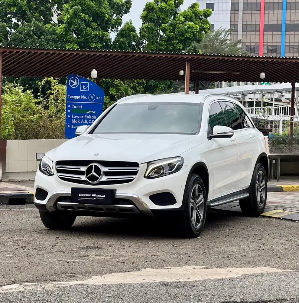 Mercy GLC200 Exclusive Line 2017 / Odo 25rbu Miles