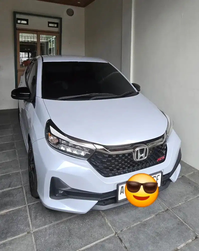 Honda Brio RS Matic Warna Putih Tahun 2024 Istimewa