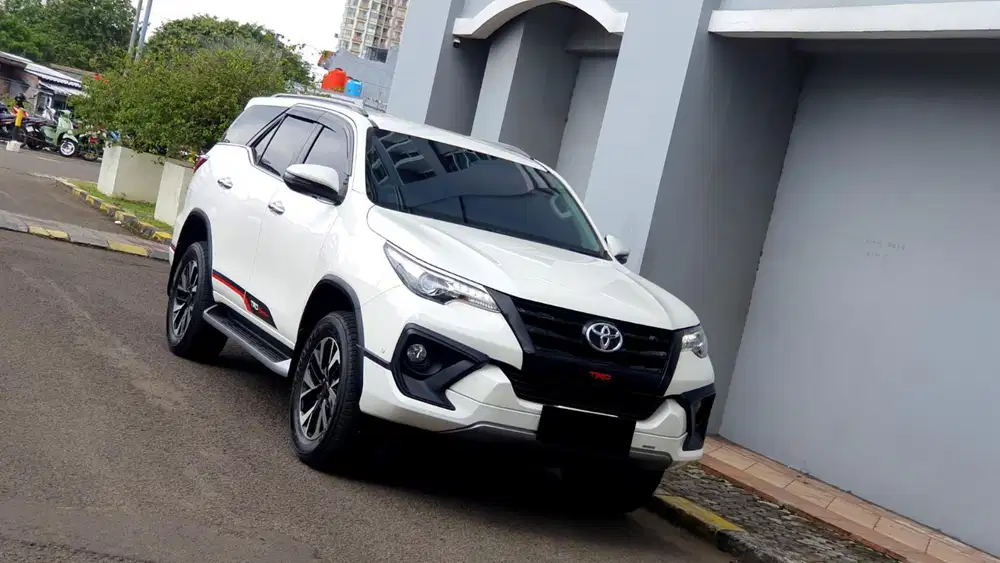 [ GARANSI 5TH ] Toyota Fortuner 2.4 VRZ TRD Sportivo Diesel 2019 2020