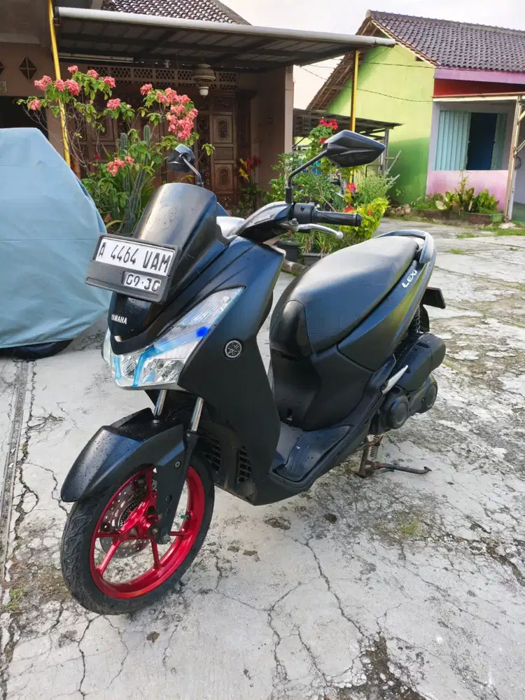Djual.. yamaha lexy 2018 hitam
