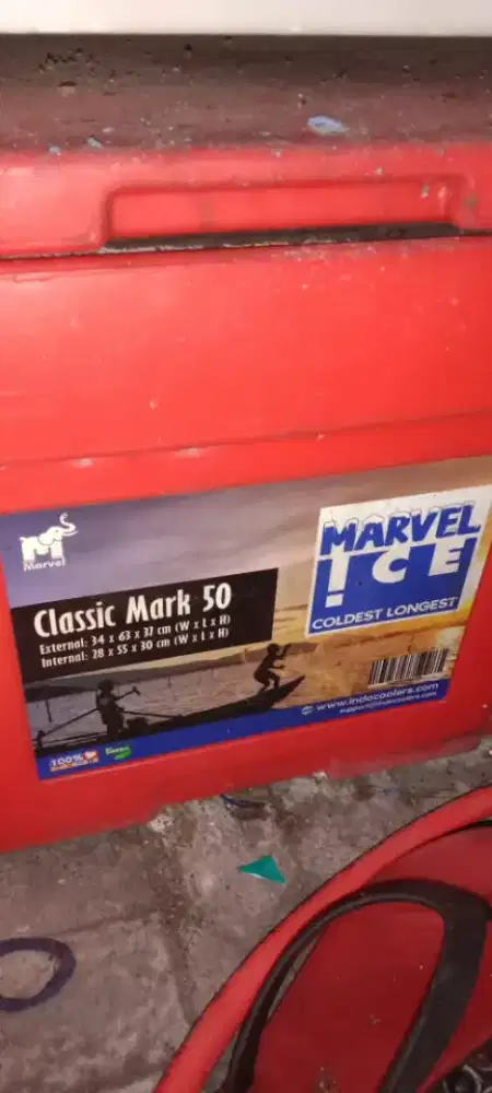 Box es batu 50 Liter