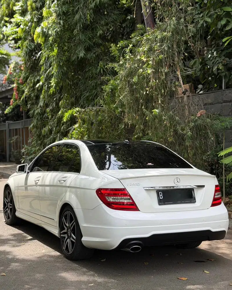 MERCY C250 AMG PLUS PANORAMIC 2014