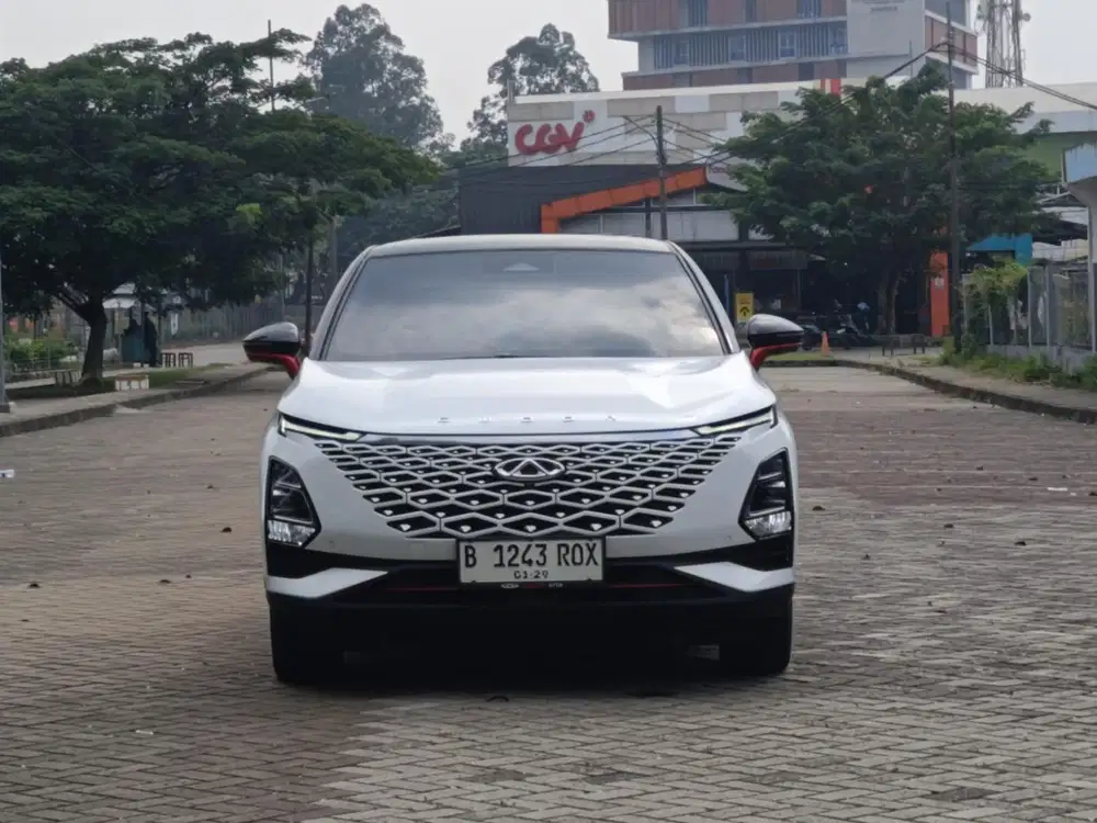 Chery Omoda 5 Luxury 1.5 Matic RZ 2023 Putih Hitam