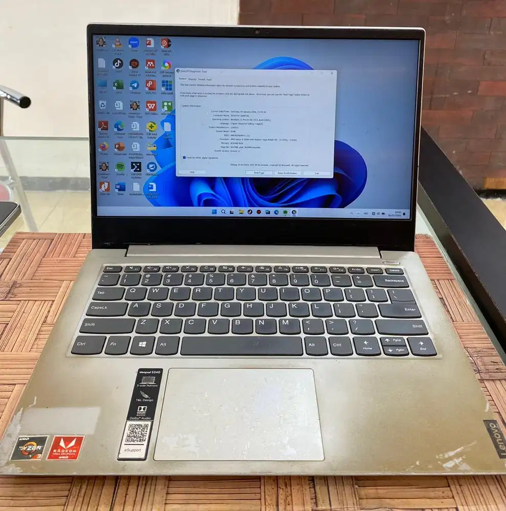Lenovo amd ryzen 3 3200u ram 8/512 gb ssd