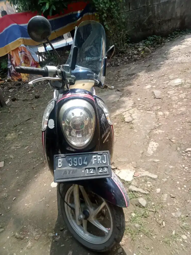 DIJUAL HONDA SCOOPY 2013