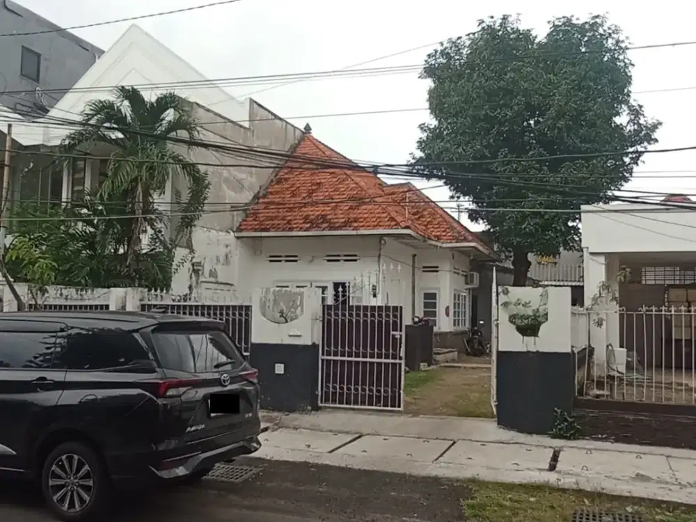 RUMAH HARGA HITUNG TANAH PUSAT KOTA DI JALAN TEUKU UMAR SURABAYA !