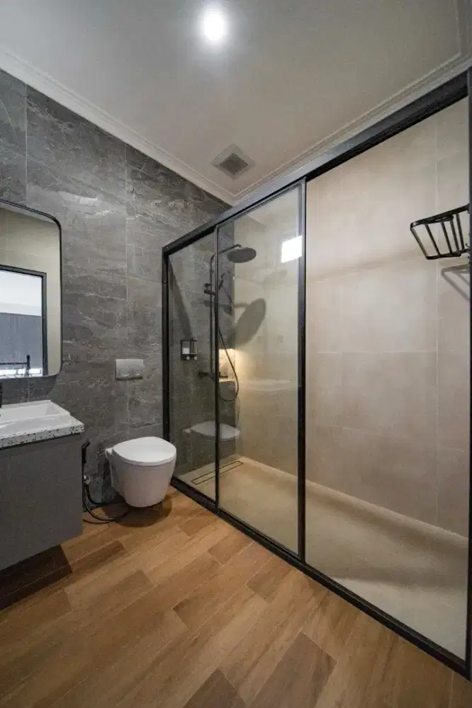 Penyekat Kamar Mandi - Shower Screen