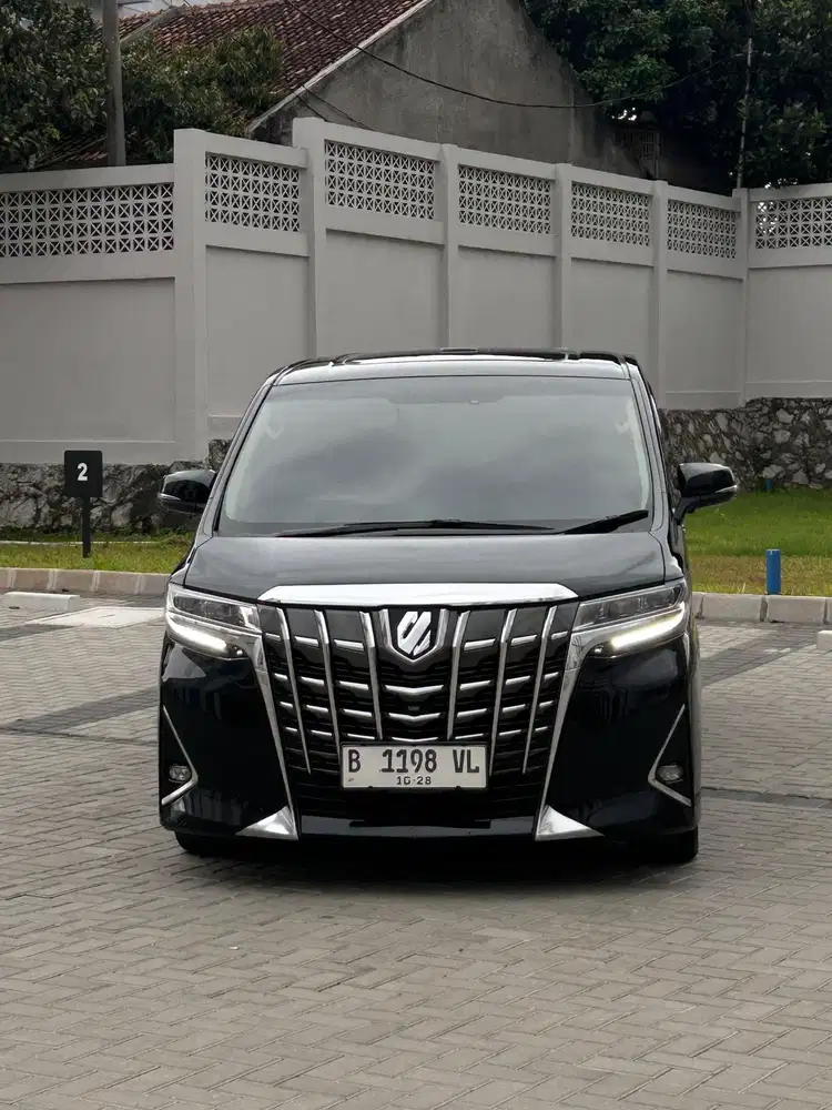 TOYOTA ALPHARD G 2.5 2018 HITAM