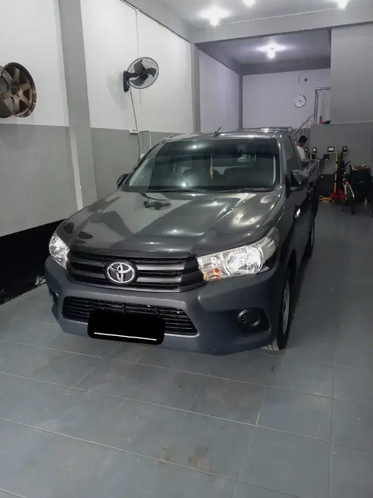[Km 13 ribu] Toyota Hilux Pick Up 2.5 Solar MT 2017