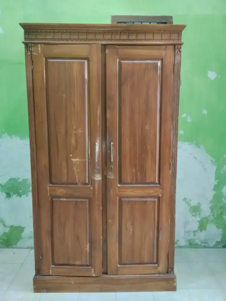 Lemari jati Asli (tidak rayap)