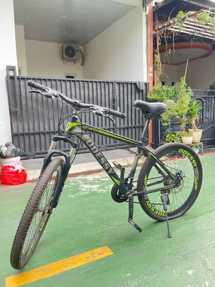 SEPEDA GUNUNG MTB ODESSY