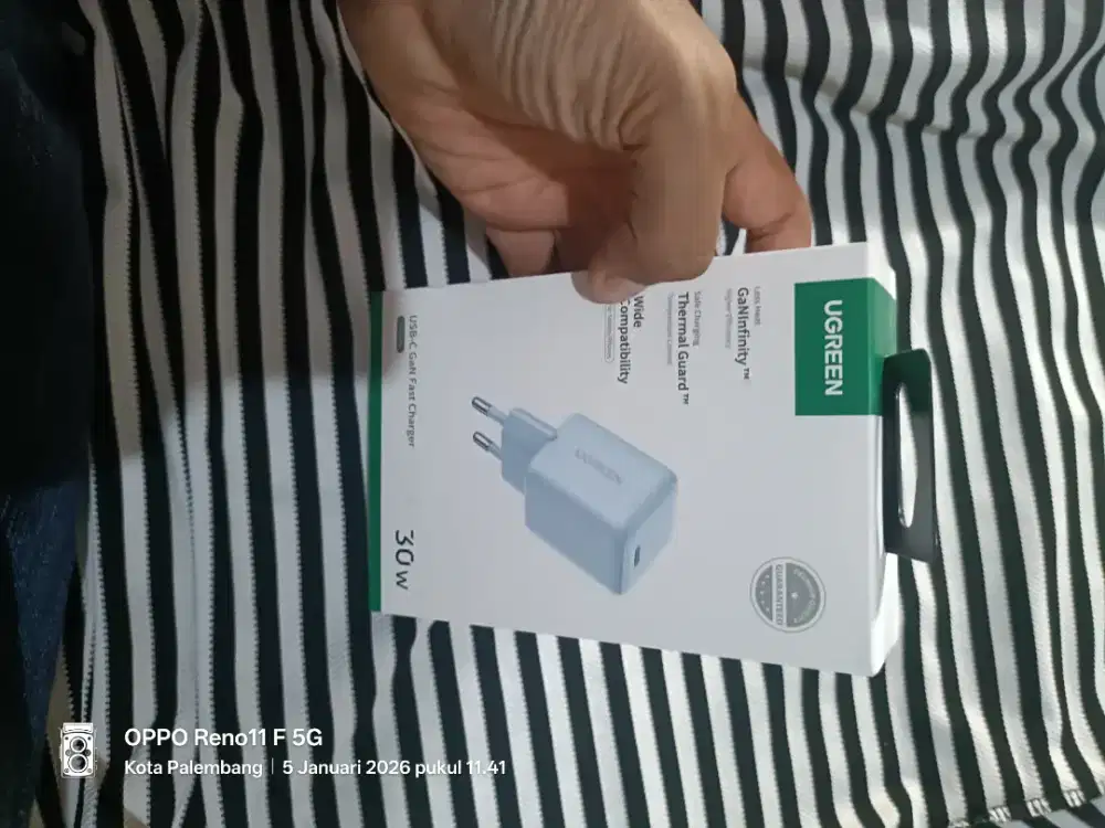 (NEW) READY adaptor ugreen GAN original 30 WATT fast charging