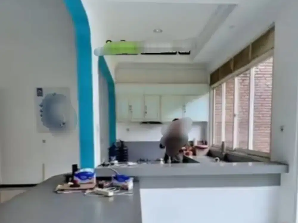 Jual Rumah bisa utk Usaha di Gayungsari Surabaya