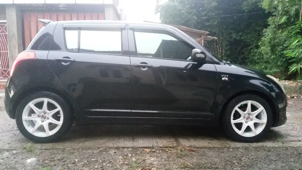 For Sale Suzuki Swift ST Matic 2008