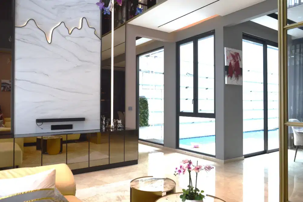 Dijual Rumah Premium Semi Furnished Navapark BSD