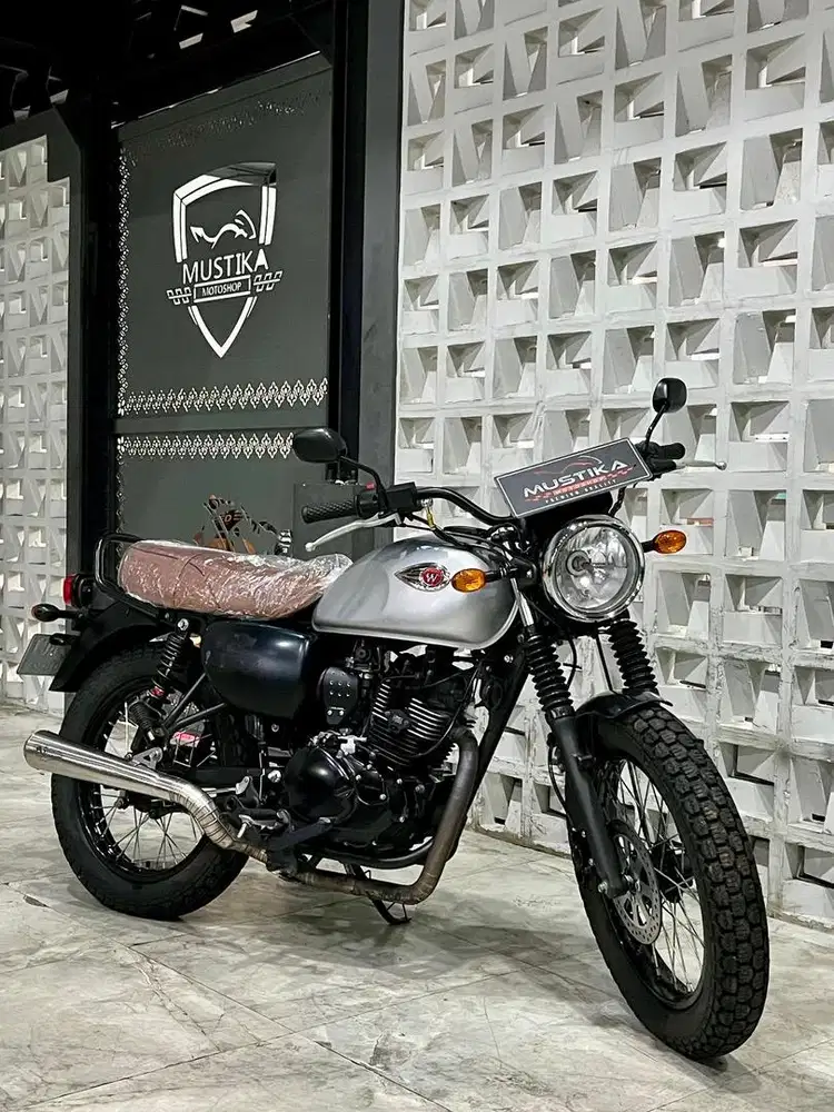 Free Variasi OdO 5RB!!Kawasaki W175 Se th 2021 - Ayu Mustika