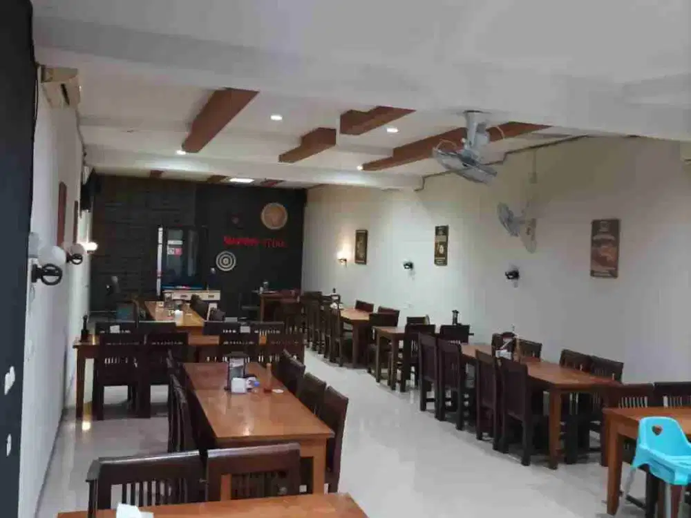 Sewa rumah makan siap usaha