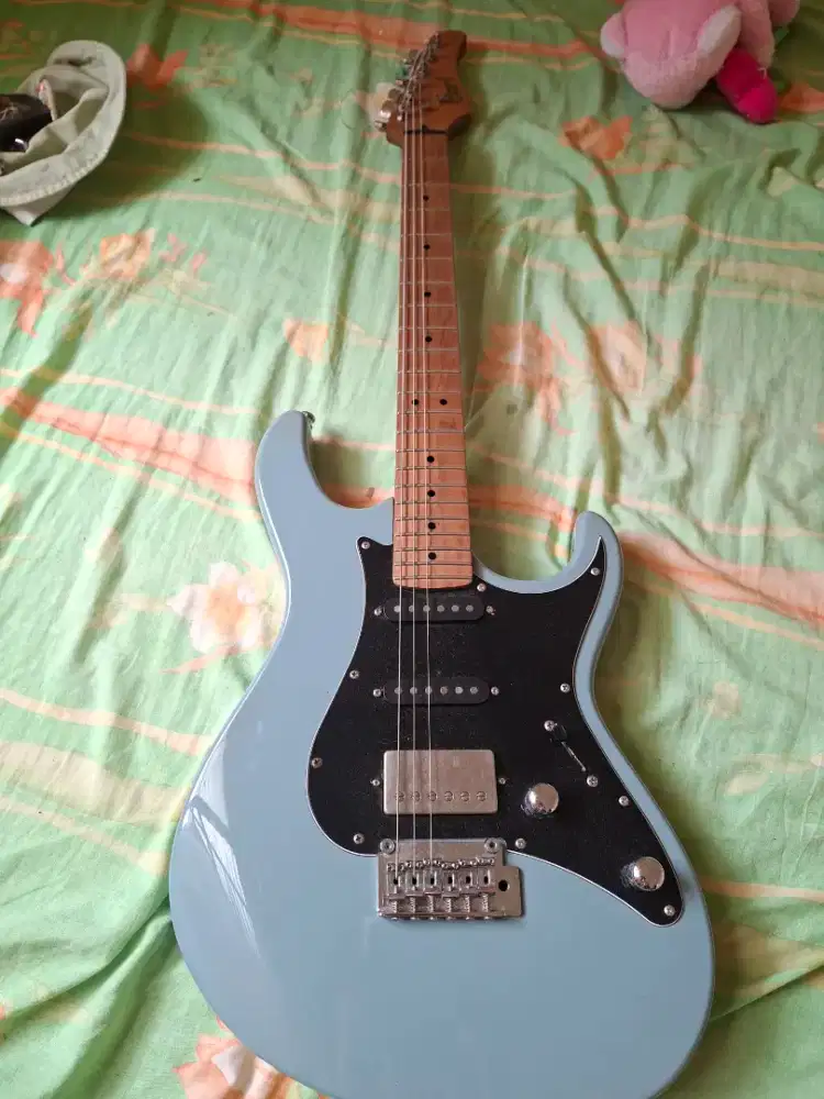 Cort G250 SE like pacifica