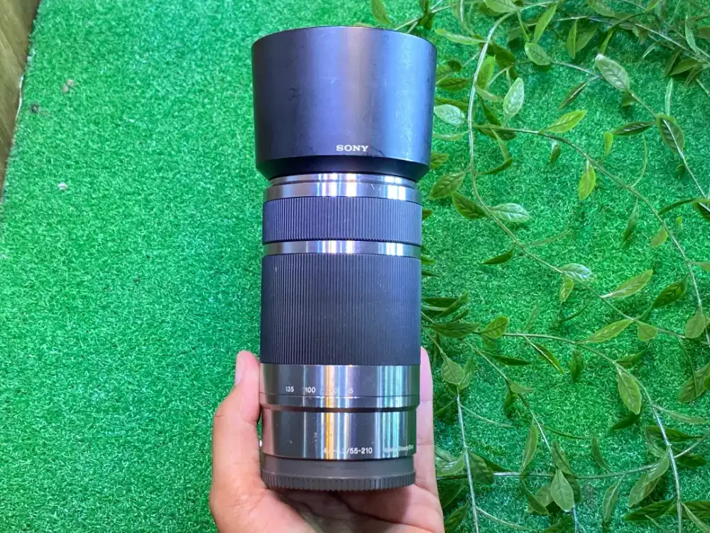 Lensa Sony E 55-210mm