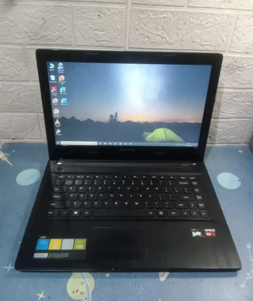 Laptop Lenovo Ideapad G40-45 AMD A8 Ram 8gb SSD batre awet siap pakai
