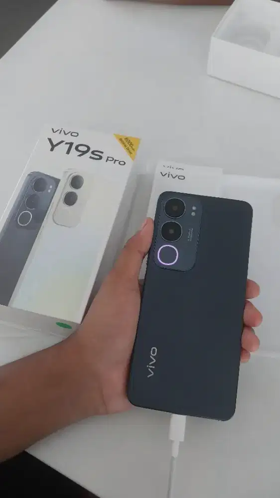 Vivo y19spro baru