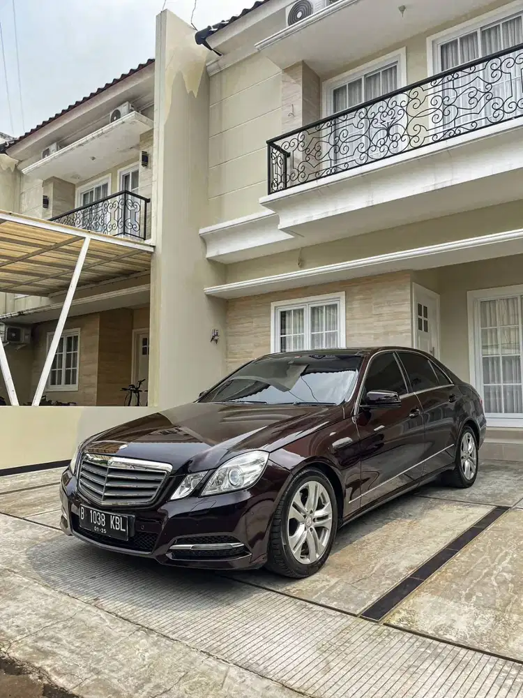Mercedes Benz E300 Avantgarde 2012 Hitam 2013 Black 2011 Jual Cepet Bu