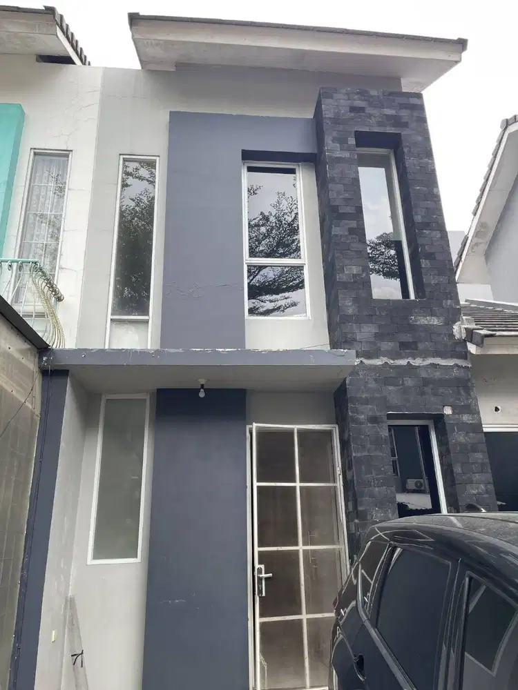 Murah!!! Rumah Dgn 2 Lantai di Graha Raya Tangsel Gb-17604