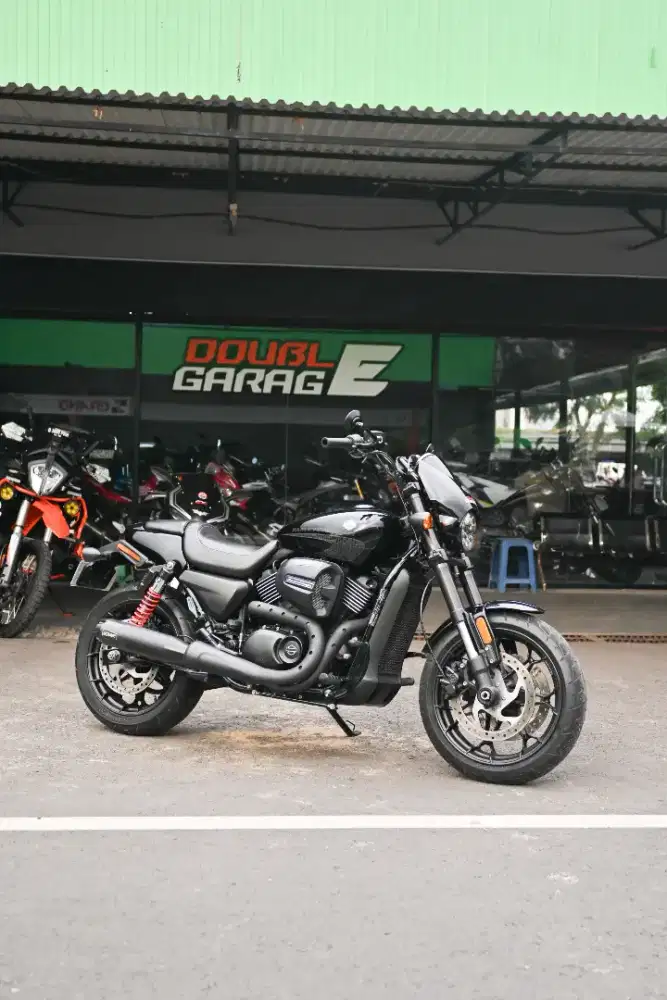HARLEY DAVIDSON HD STREET 750 HITAM 2018  KONDISI MANTAP
‎