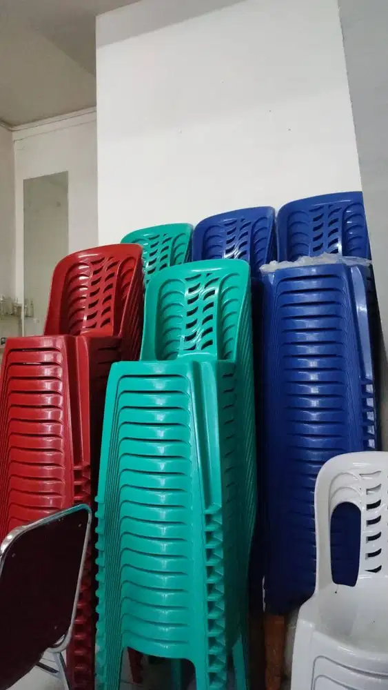Jual Kursi Plastik untuk persewaan / teropan / Kursi Plastik Unihome
