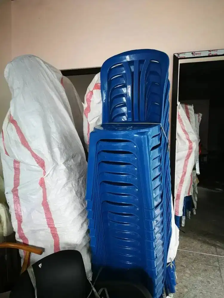 Jual Kursi Plastik untuk persewaan / teropan / Kursi Plastik Juventus