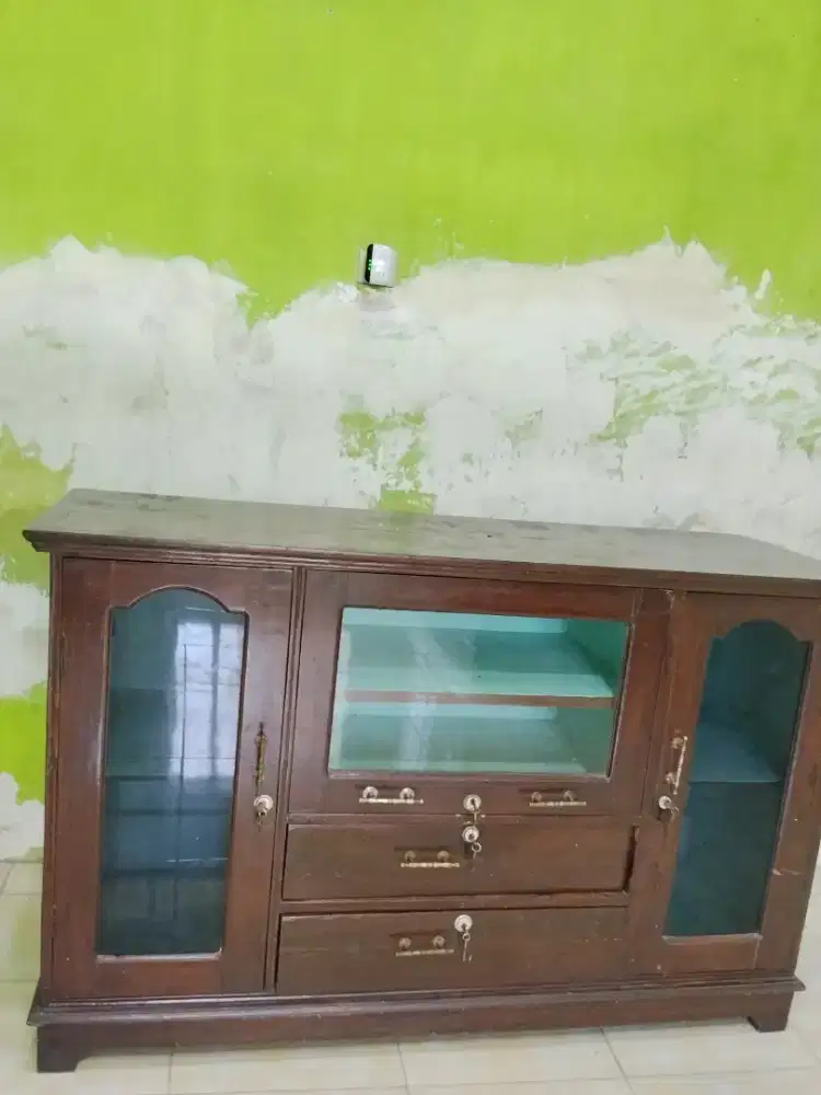 Tempat Tv dan perabotan