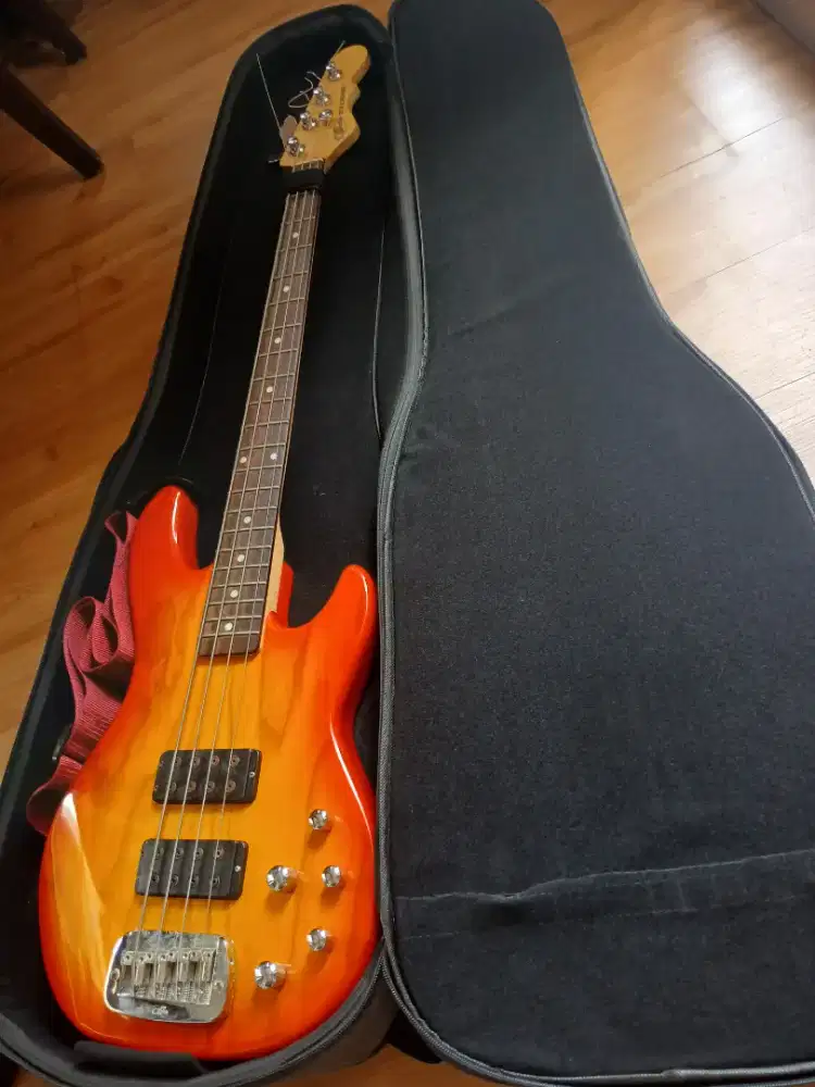 Gitar bas G&L Tribute series M2000