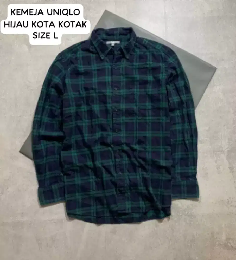 Kemeja Uniqlo Hijau Kotak Kotak Size L