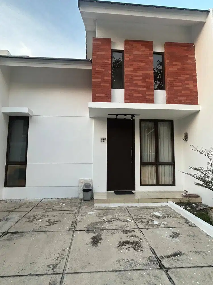 DI SEWAKAN RUMAH STRATEGIS DI KAWASAN GRAHA RAYA PONDOK AREN