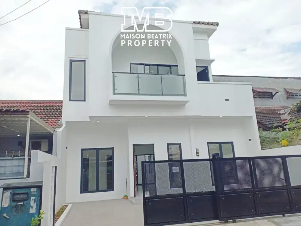 RUMAH MEWAH CANTIK SIAP HUNI LOKASI STRATEGIS DI KENCANA LOKA, BSD