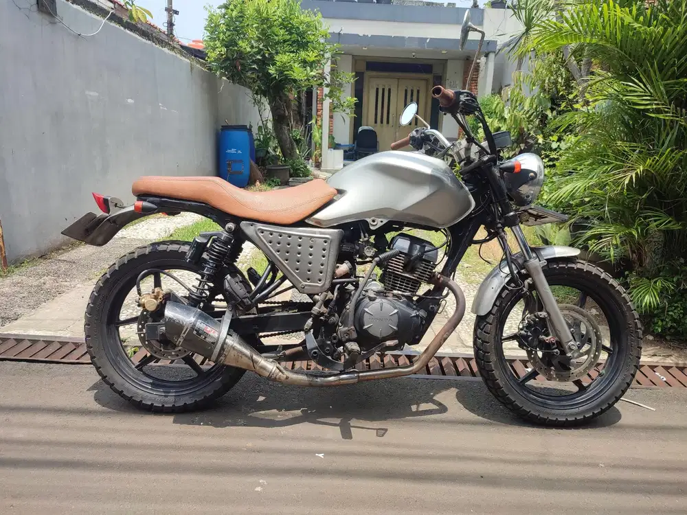 READY MOTOR CUSTOM VERZA TAHUN 2014
