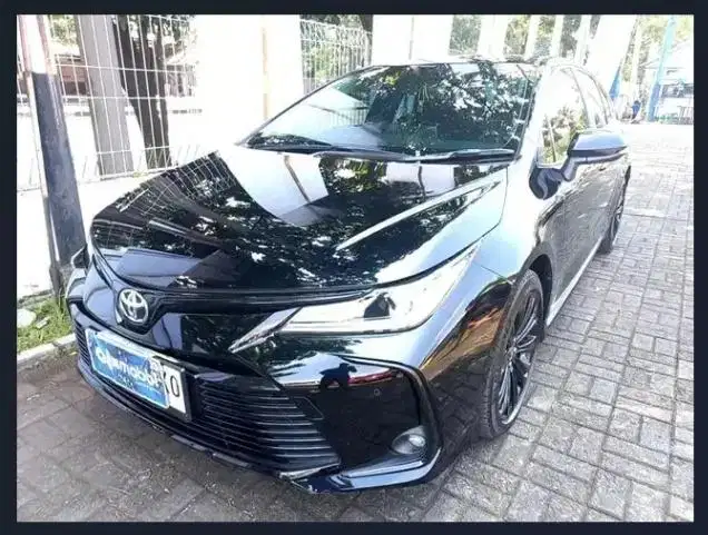 [OLXmobbi] LIKE NEW - TOYOTA COROLLA ALTIS 1.8 V MATIC 2023